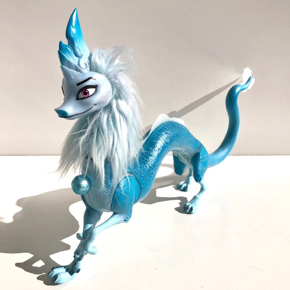 Sisu The Dragon Lights and Sounds Toy Figure Disney Raya and the Last Dragon